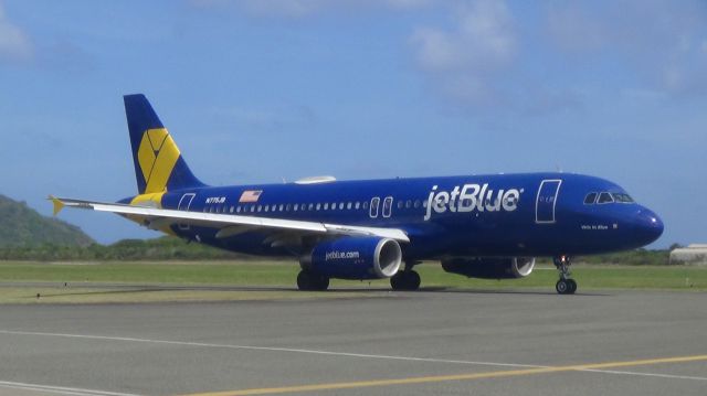 Airbus A320 (N775JB)