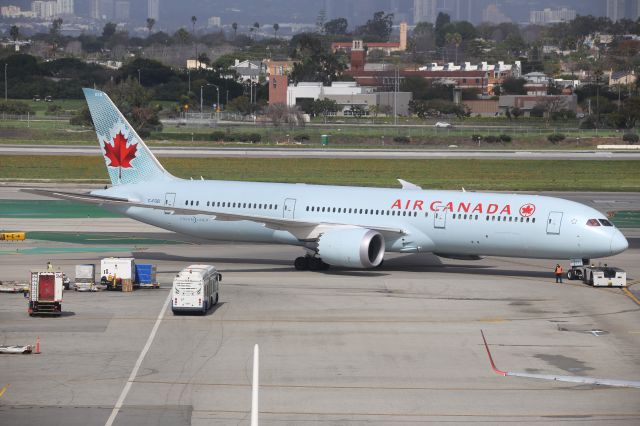 Boeing 787-9 Dreamliner (C-FGEI)