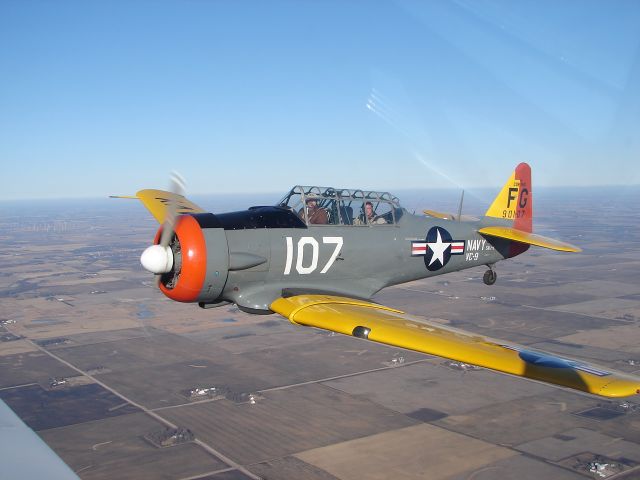 North American T-6 Texan (N107FG)