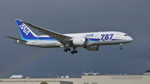 Boeing 787-8 (JA810A) - BOE507 on final to Rwy 16R after a test flight to KMWH on 6.8.12. (ln 48 / cn 34506).