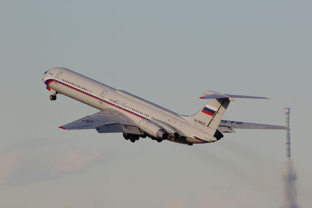 Ilyushin Il-62 (RA-86572)