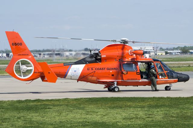 VOUGHT SA-366 Panther 800 (06508) - A long way from home. MH-65D settling down for a pit stop, on a cross-country flight from Elizabeth City to Los Angeles after an overhaul and upgrade.