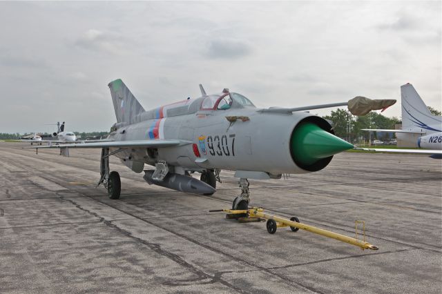 MIKOYAN MiG-21 (N9307) - Mig 21