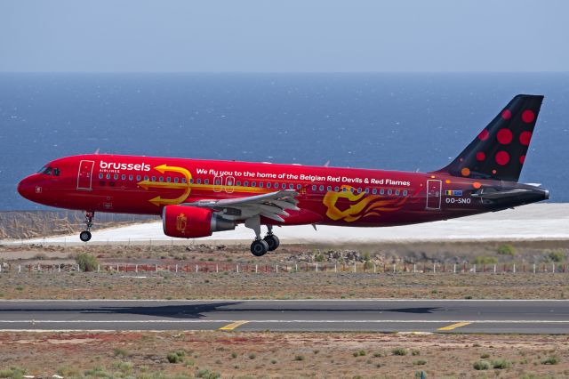 Airbus A320 (OO-SNO) - Tenerife Sur - Reina Sofia (TFS / GCTS) - Spainbr /br /Photo taken: April 9, 2023br /br /Operator: Brussels Airlinesbr /Type: Airbus A320-214br /Registration: OO-SNObr /Serial: 3831