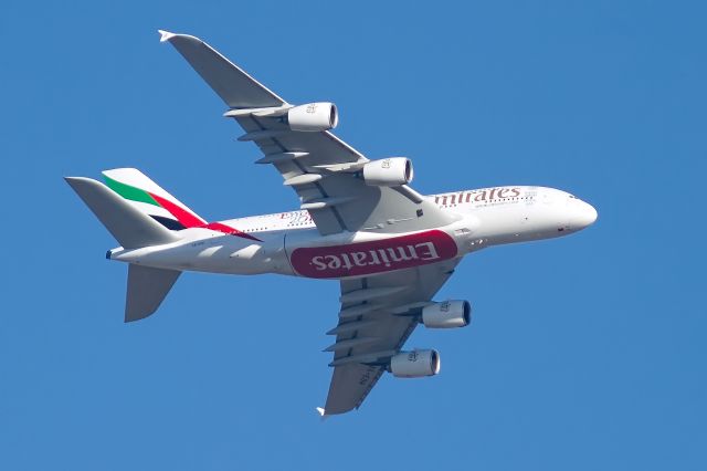 Airbus A380-800 —