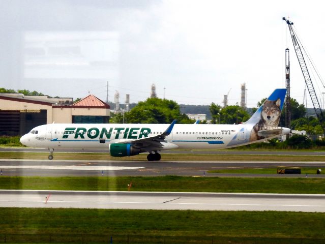 Airbus A321 (N704FR)