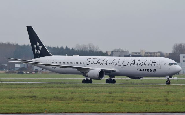 BOEING 767-400 (N76055) - united star alliance b767-4 n76055 diverting to shannon today with an engine problem while enroute from houston to munich 12/2/16.