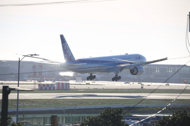 BOEING 777-300ER (JA796A)