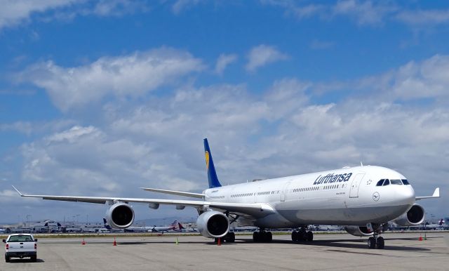 Airbus A340-600 (D-AIHP)