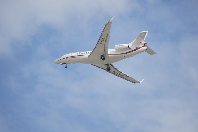 Dassault Falcon 7X (B-8218)