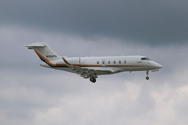 Canadair Challenger 350 (N156PH) - A brand-new Bombardier BD-100-1A10 Challenger 350, c/n 20696, on final approach for RWY 6R at KCLE on 31 Aug 2017.