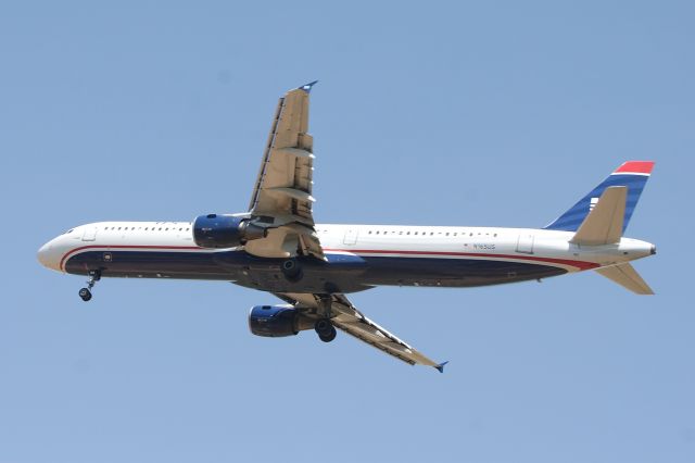 Airbus A321 (N165US)