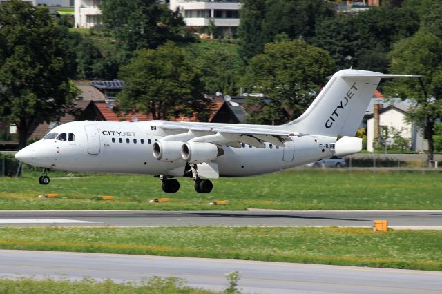 Avro Avroliner (RJ-85) (EI-RJH)