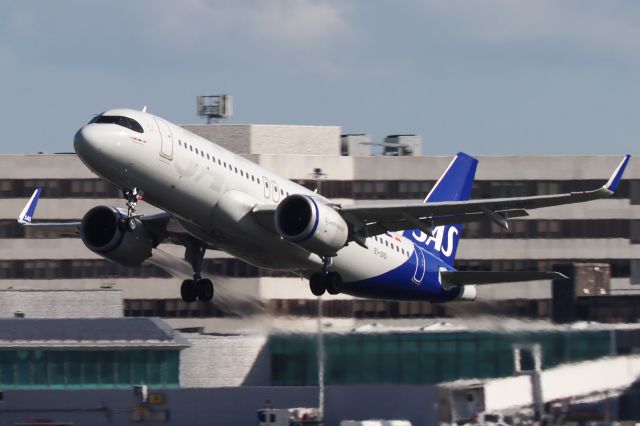 Airbus A320neo (EI-SIS) - SK4610 to Oslo