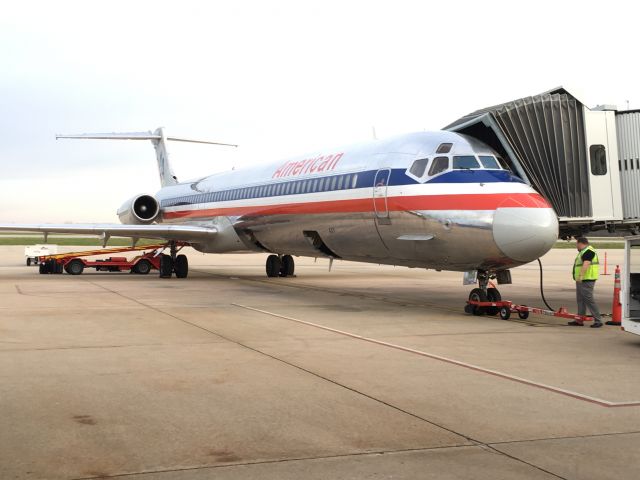 McDonnell Douglas MD-82 (N961TW) - American Mainline officially returns to GSP for the first time since the early 1990s!