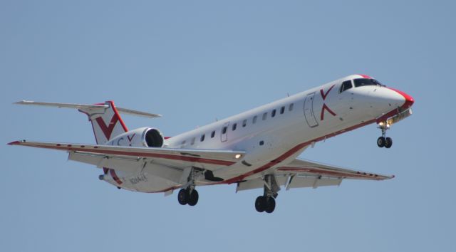 Embraer ERJ-135 (N264JX)