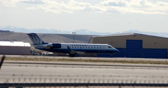 Canadair Regional Jet CRJ-200 (N909SW)