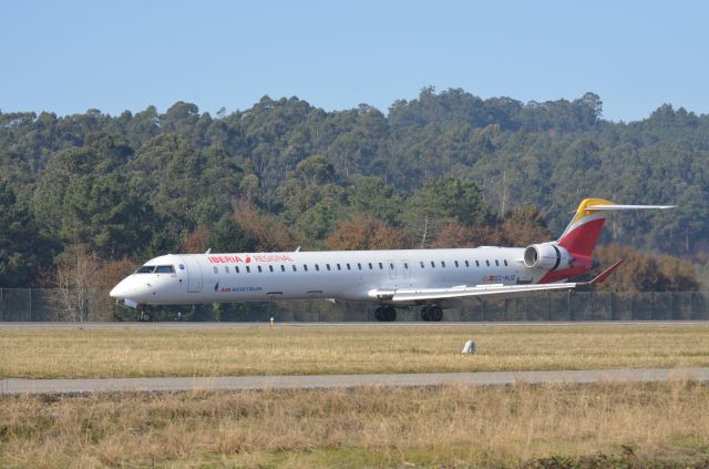 Bombardier CRJ-1000 (EC-MJO) - EC-MJO After Landing At LEVX. 18-11-2021