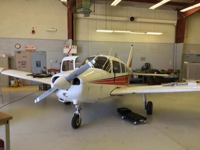 Piper Cherokee (N8115P)