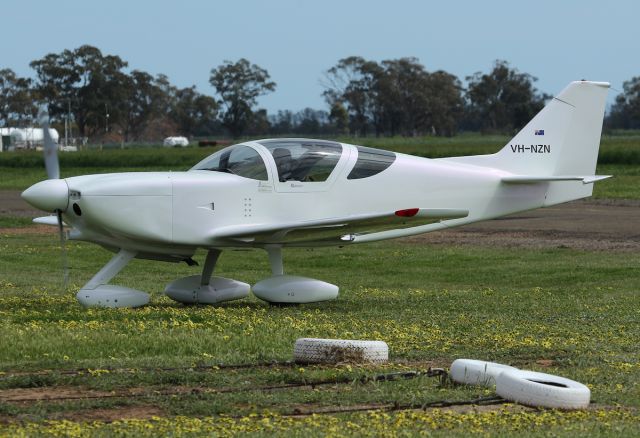 STODDARD-HAMILTON Glasair (VH-NZN)