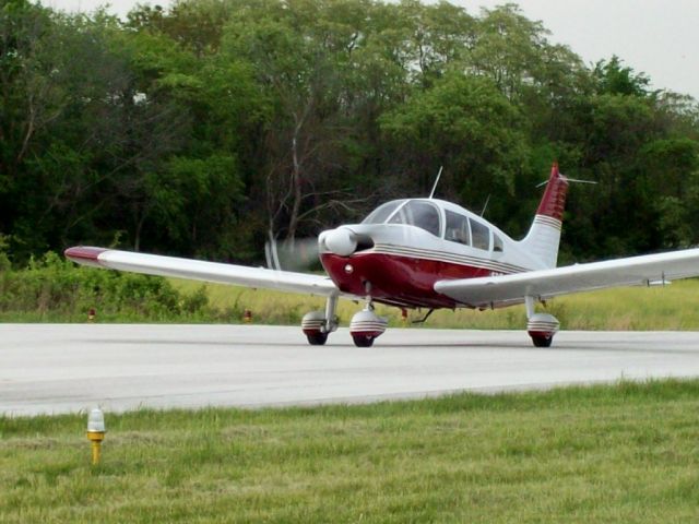 Piper Cherokee (N926GZ)