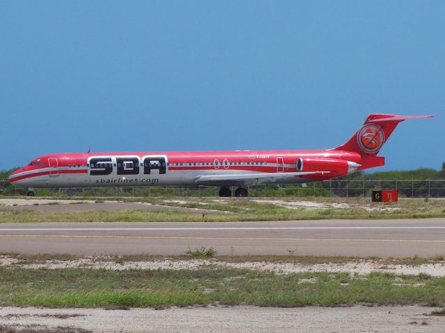 McDonnell Douglas MD-81 (YV-481T)