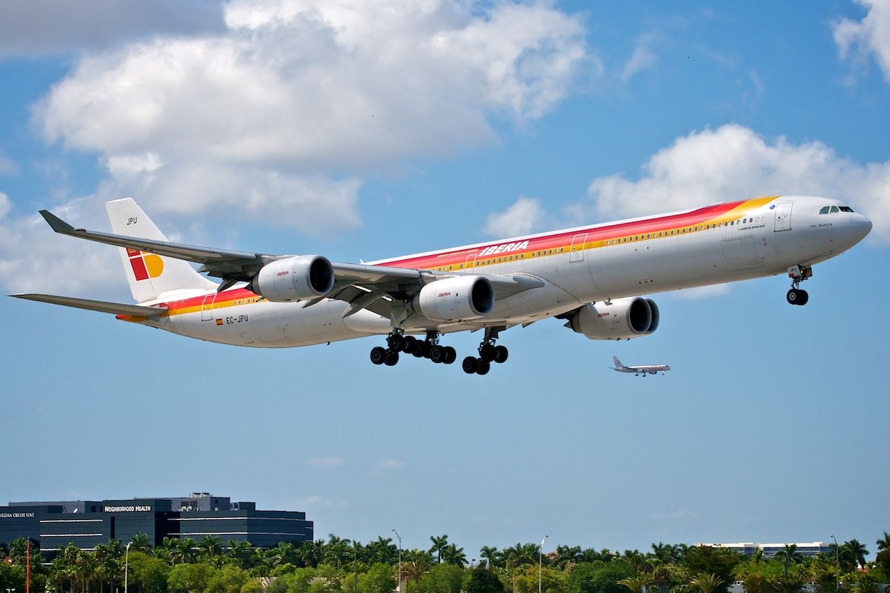 Airbus A340-600 (EC-JPU)