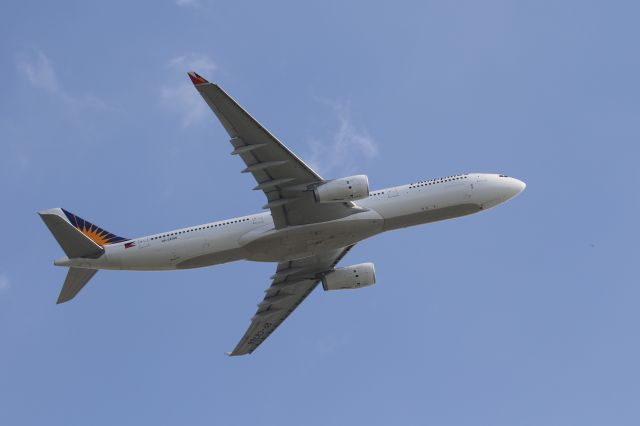 Airbus A330-300 (RP-C8766) - 12 October 2015: