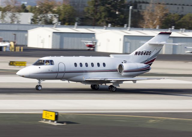 Hawker 800 (N884QS) - Taken from the Santa Monica Airport Observation Deck