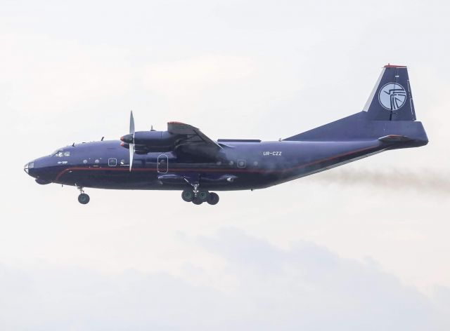 Antonov An-12 (UR-CZZ) - UKL4006 leaving Willow Run around 7:00 this evening to St. Johns, picking up some unknown cargo off. Went the full length of the runway. This is the first time the AN12 has visited Willow Run Airport.