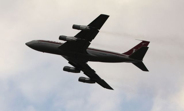 Boeing 707-100 (N707JT)