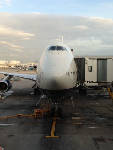 Boeing 747-200 (G-BYGG) - On stand at Heathrow Terminal 5, 18/01/2014 15:38 UTC.