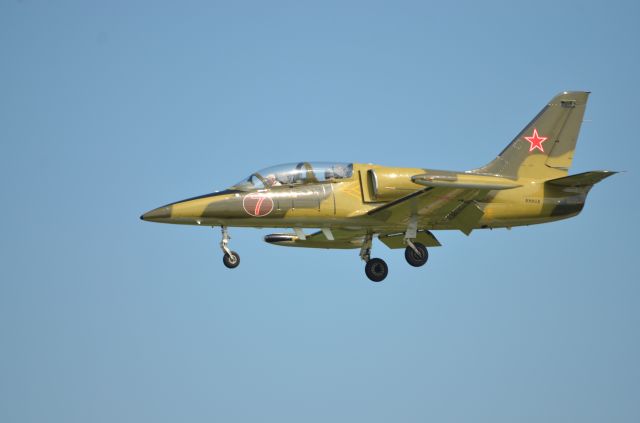 Aero L-39 Albatros (N995X) - Final approach to runway 36 at Airventure 2018.