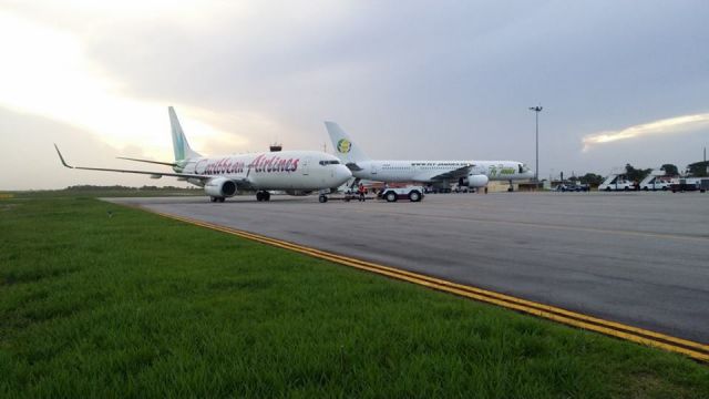 Boeing 757-200 (N524AT)