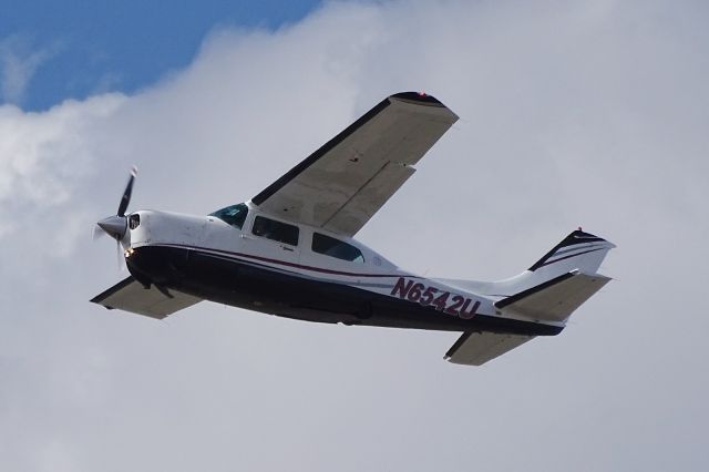 Cessna T210 Turbo Centurion (N6542U)