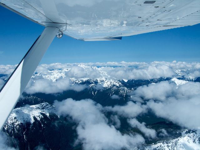 Cessna Skylane RG (N6143T) - Over Olympic Mountains