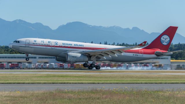 Airbus A330-300 (B-6518)