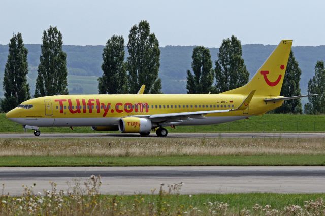 Boeing 737-800 (D-AHFD)