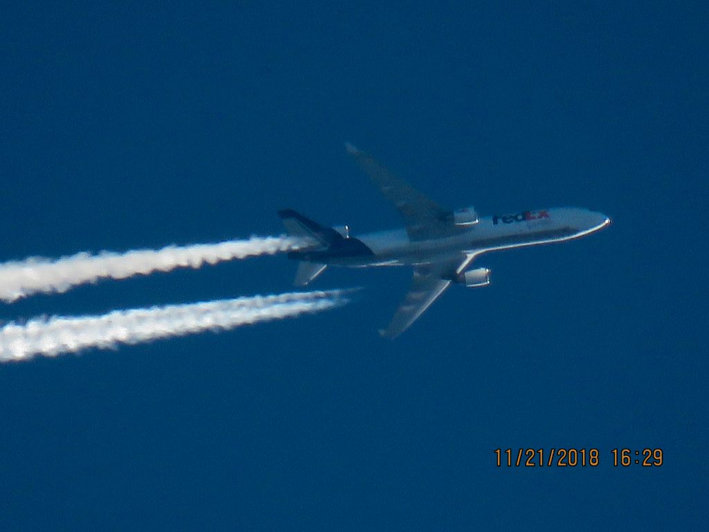 Boeing MD-11 (N613FE)
