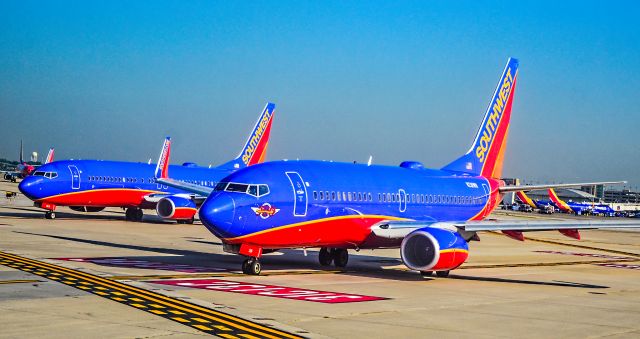 Boeing 737-700 (N281WN) - N281WN Southwest Airlines 2007 Boeing 737-7H4 (cn 36528/2307) "Southwest Airlines 500th Boeing 737 Aircraft" -  N8619F Southwest Airlines Boeing 737-8H4 s/n 33939 br /br /Chicago Midway International Airport (IATA: MDW, ICAO: KMDW, FAA LID: MDWbr /Photo: TDelCorobr /July 30, 2018