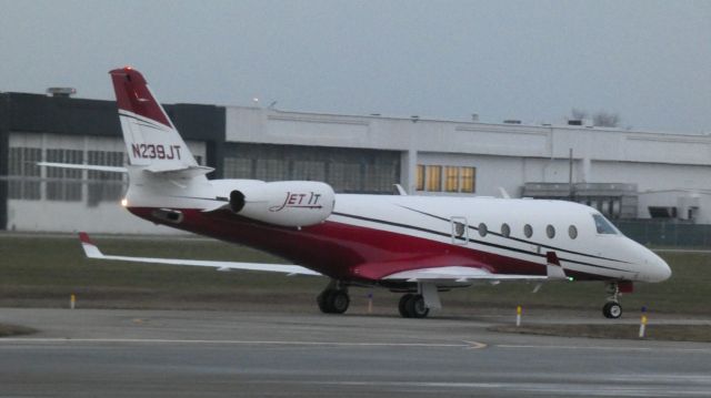 IAI Gulfstream G150 (N239JT) - IAI Astra (I don’t give a frick what it’s called now) Taxiing to Rnwy 14 at KBUF