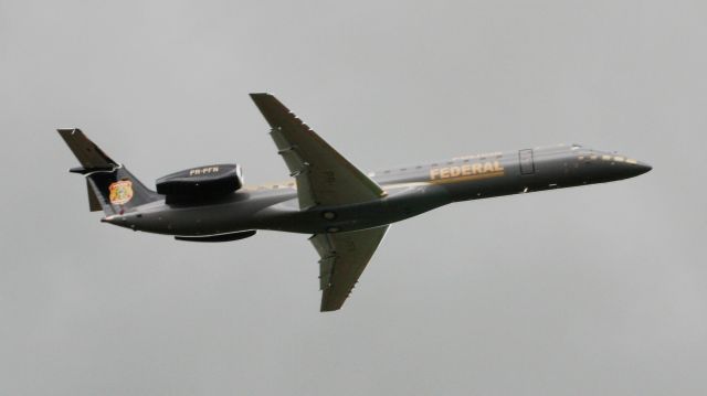 Embraer ERJ-145 (PR-PFN)