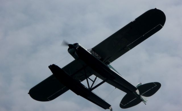 Piper L-21 Super Cub (N555AX) - Taking off from 6th Lake, Adirondacks, NY