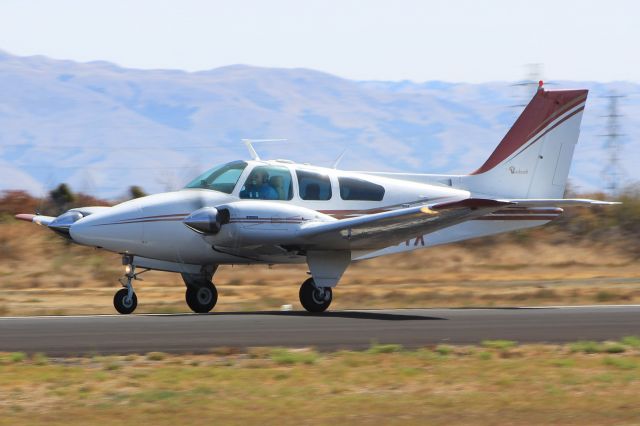 Beechcraft 55 Baron (N6TX)