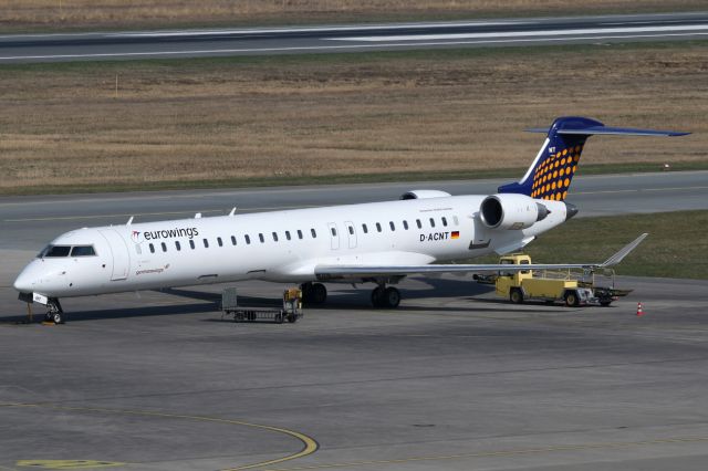 Canadair Regional Jet CRJ-900 (D-ACNT)