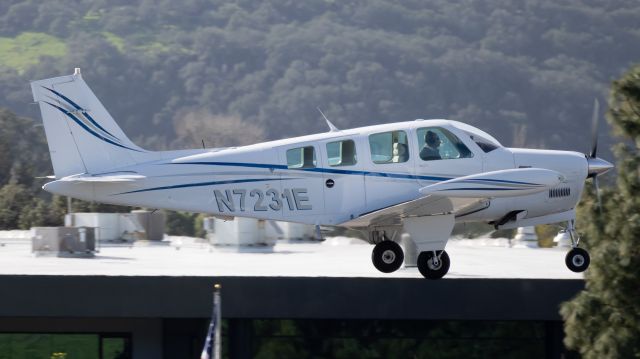 Beechcraft Bonanza (36) (N7231E)