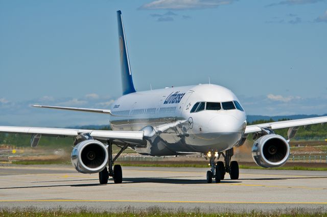 Airbus A321 (D-AISJ)