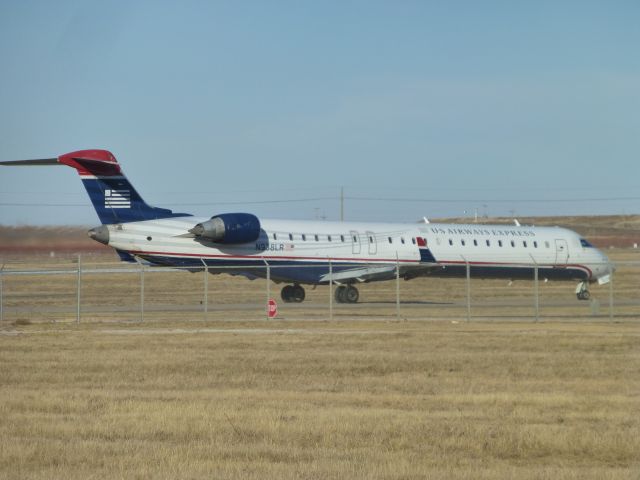 Canadair Regional Jet CRJ-200 (N938LR)