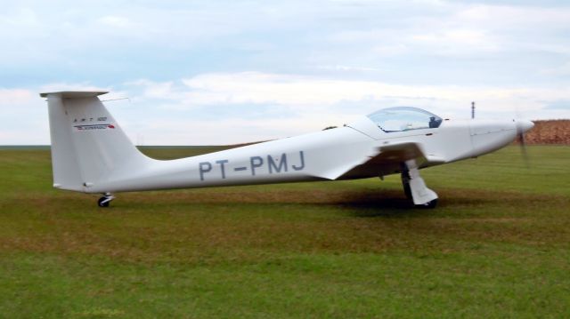 FOURNIER RF-10 (PT-PMJ)