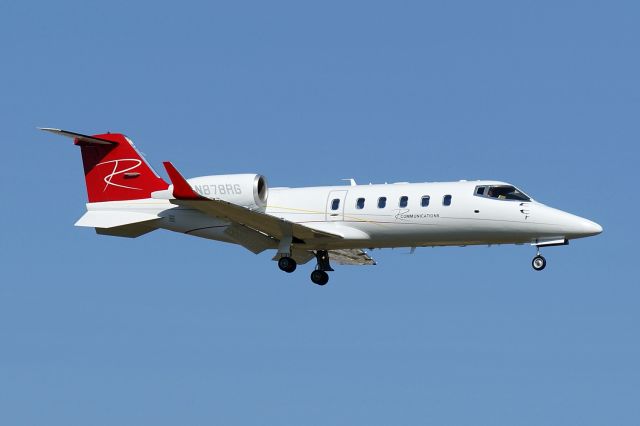 Learjet 60 (N878RG)